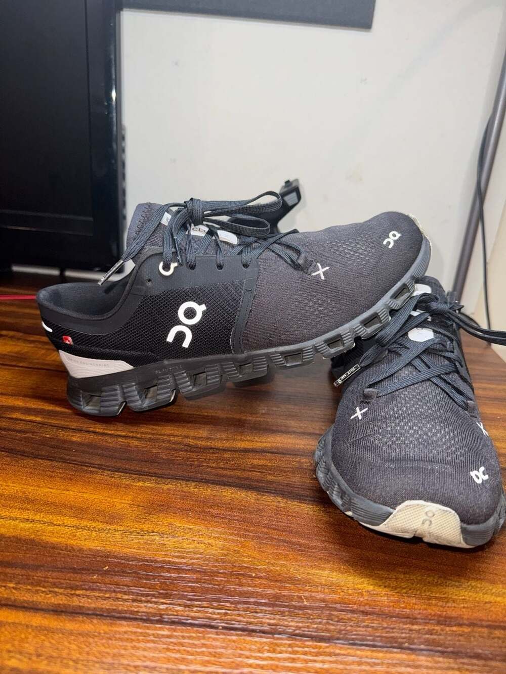On Cloud X 3 Women's Running Shoes Black Size 9